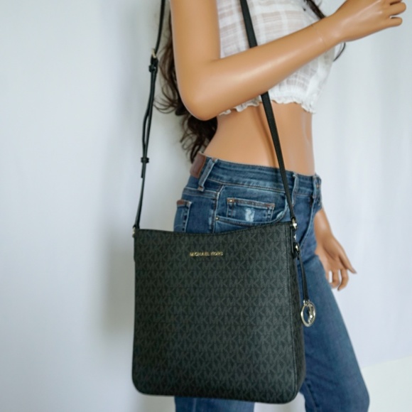 mk large messenger bag